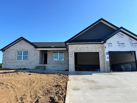 Photo of 306 Wolverine Way, Richmond, KY 40475 (MLS # 25014225)