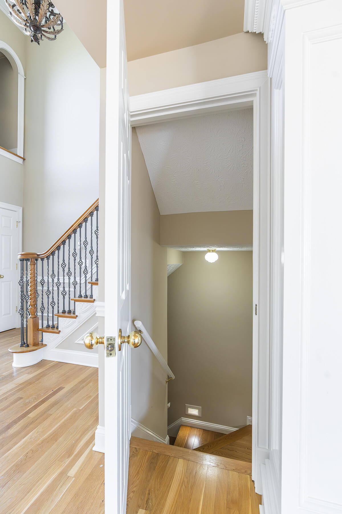 Winchester, Kentucky 40391, United States, 5 Bedrooms Bedrooms, ,4 BathroomsBathrooms,Residential,Active,78128