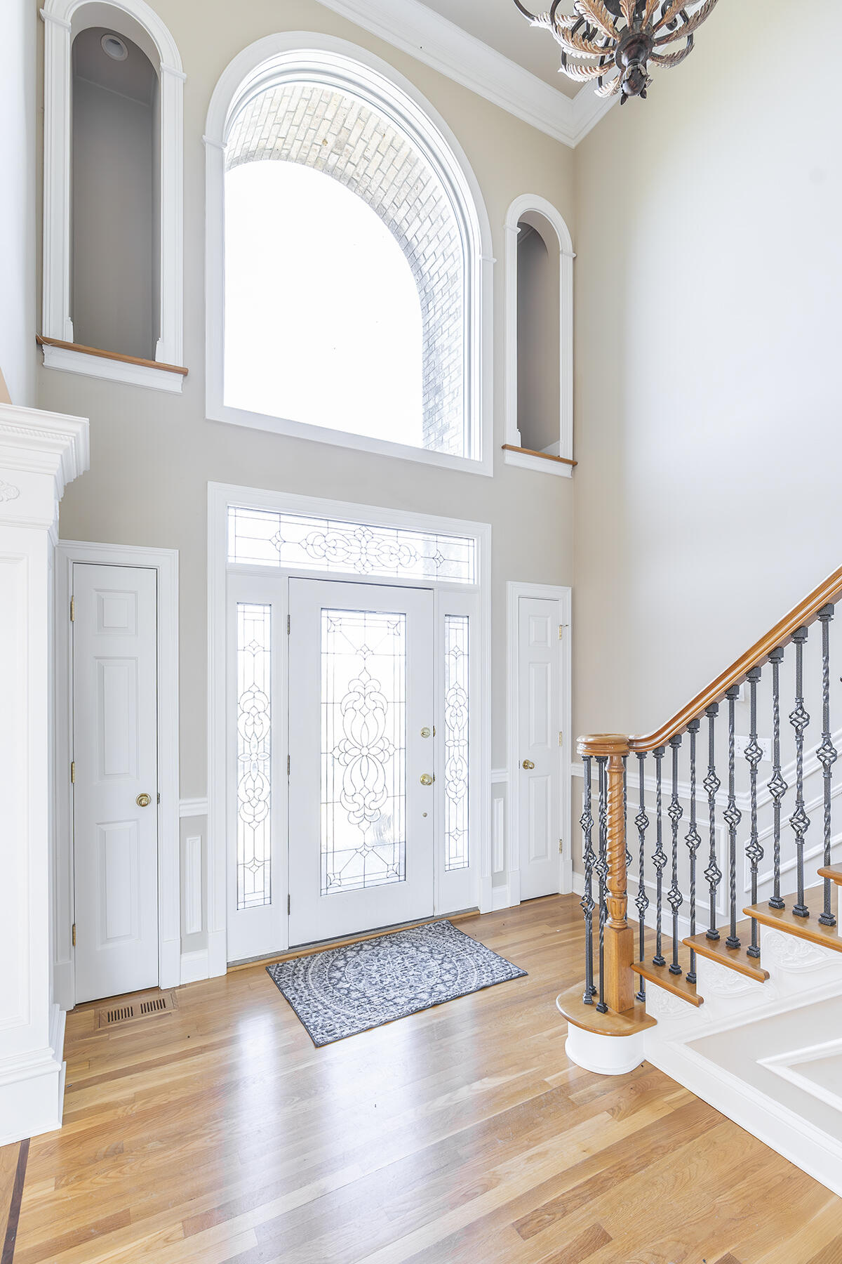 Winchester, Kentucky 40391, United States, 5 Bedrooms Bedrooms, ,4 BathroomsBathrooms,Residential,Active,78128