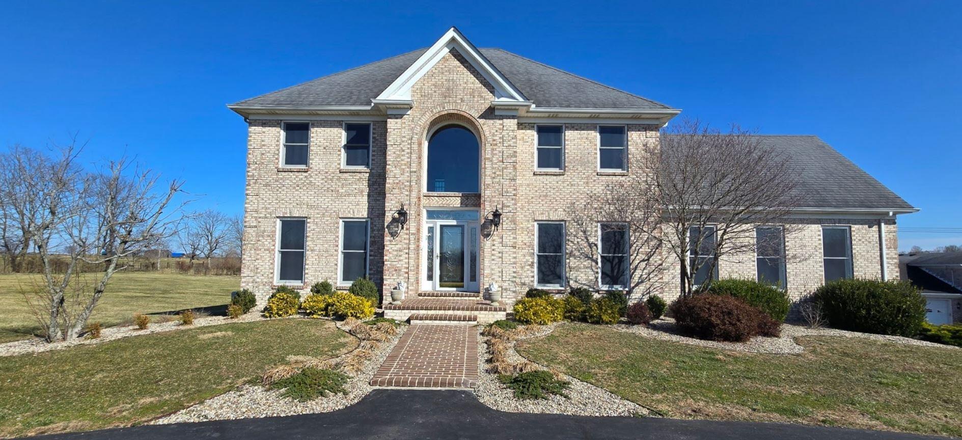 Winchester, Kentucky 40391, United States, 5 Bedrooms Bedrooms, ,4 BathroomsBathrooms,Residential,Active,78128