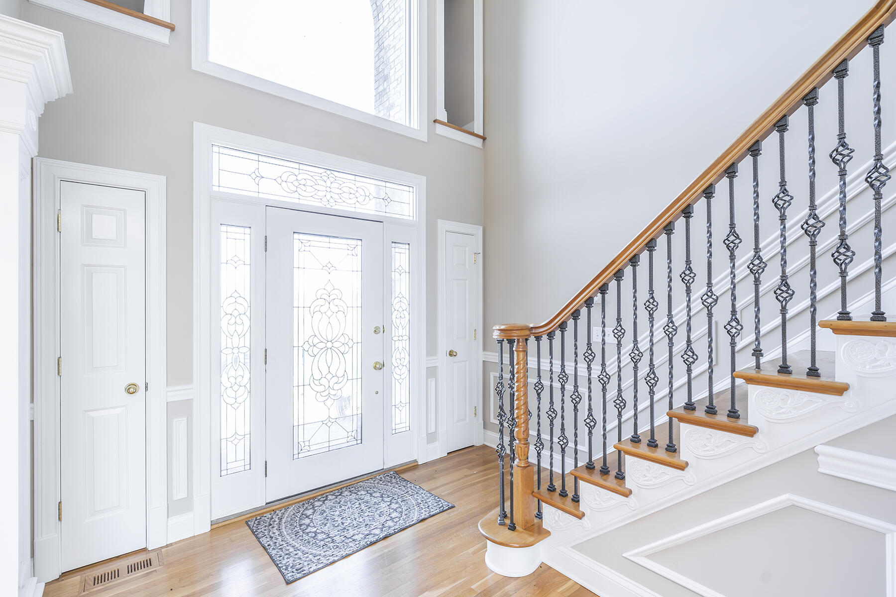 Winchester, Kentucky 40391, United States, 5 Bedrooms Bedrooms, ,4 BathroomsBathrooms,Residential,Active,78128