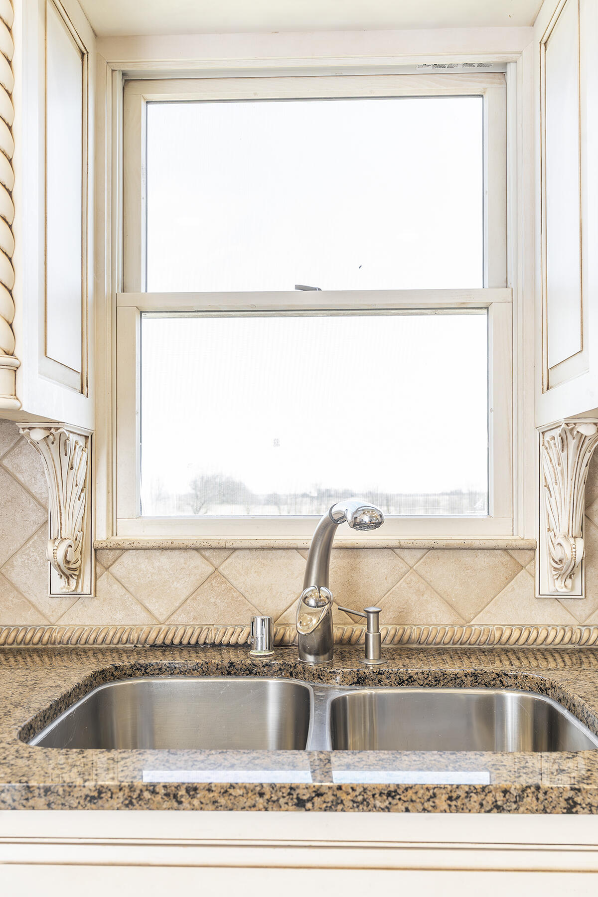 Winchester, Kentucky 40391, United States, 5 Bedrooms Bedrooms, ,4 BathroomsBathrooms,Residential,Active,78128