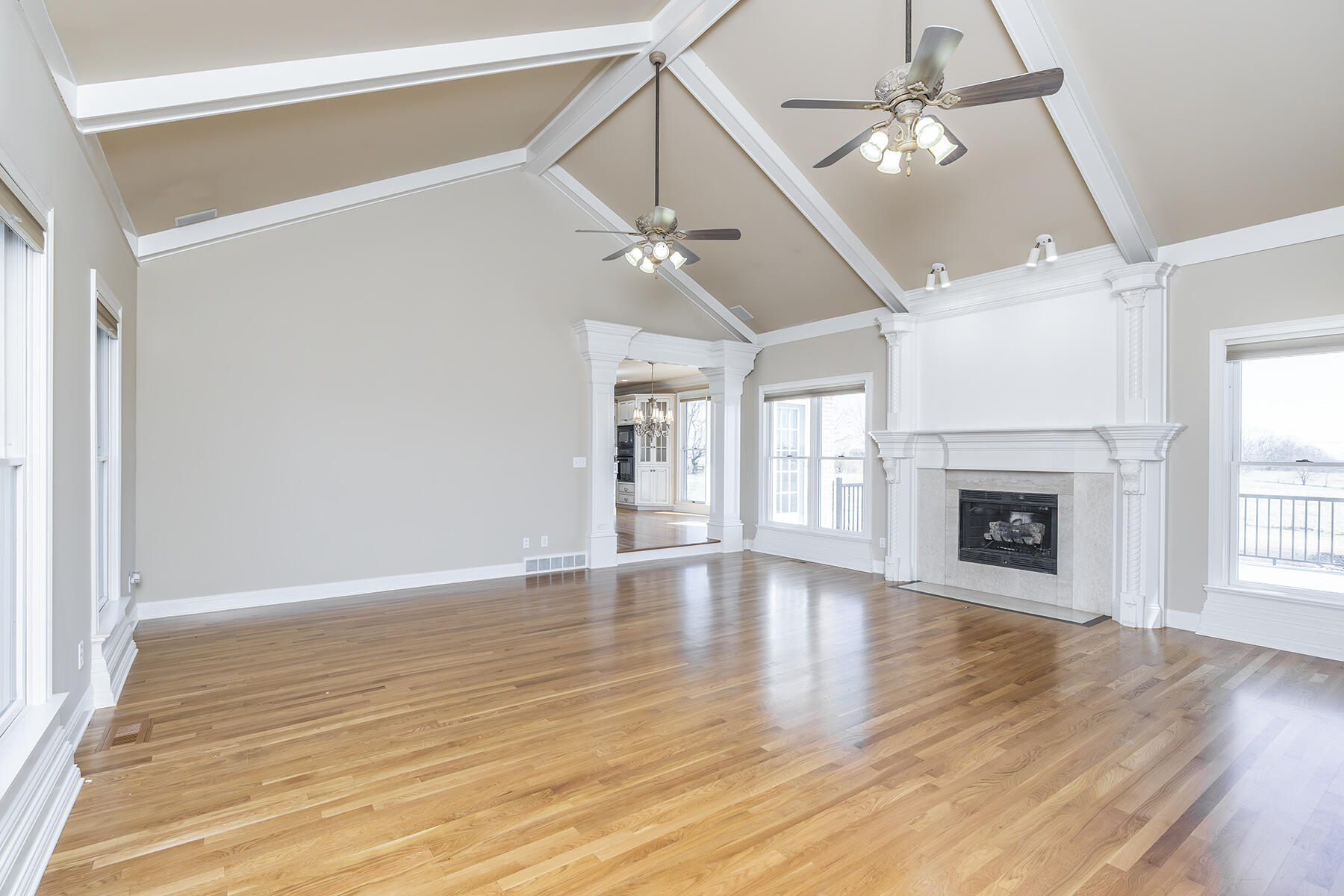 Winchester, Kentucky 40391, United States, 5 Bedrooms Bedrooms, ,4 BathroomsBathrooms,Residential,Active,78128