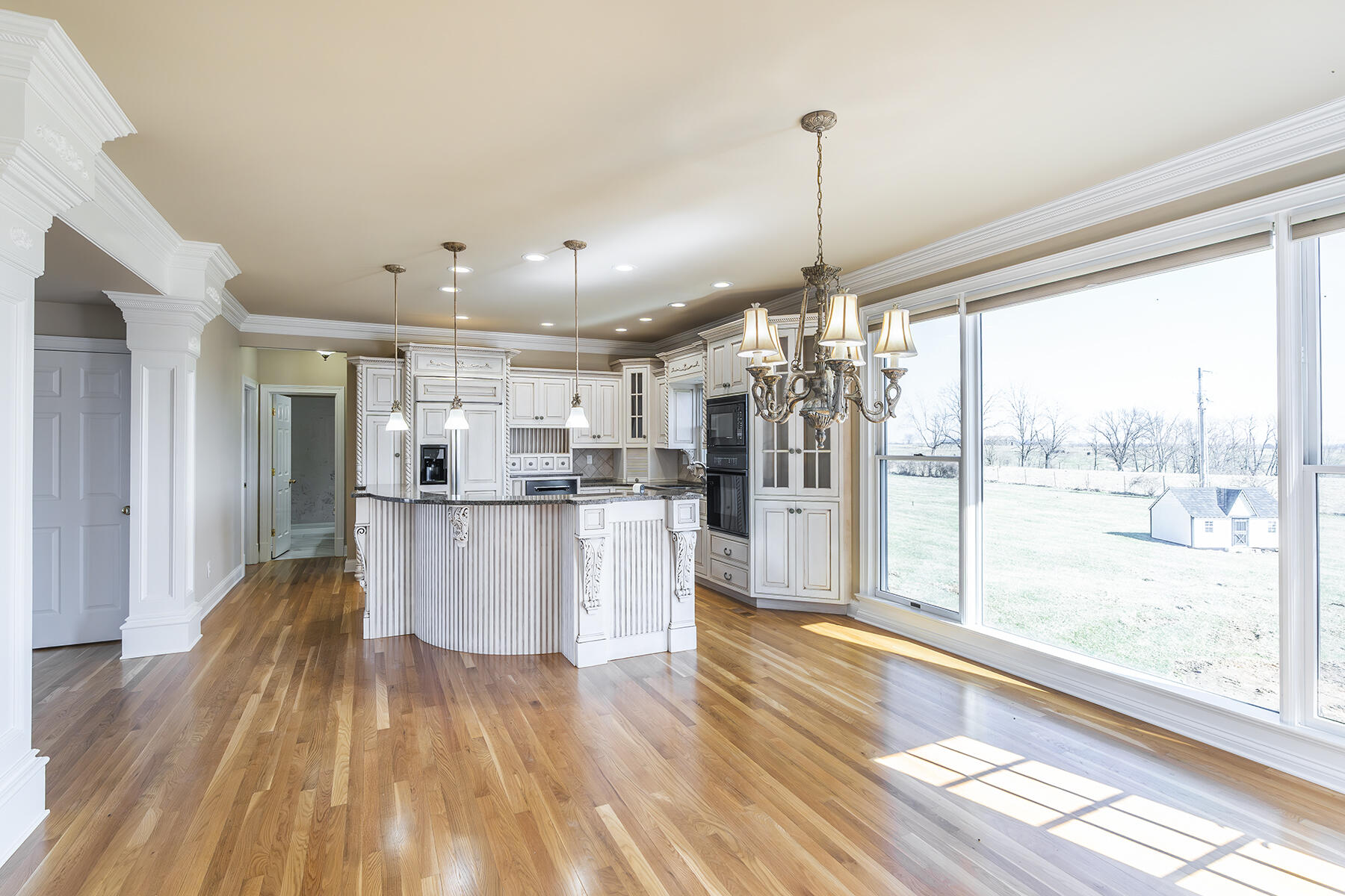 Winchester, Kentucky 40391, United States, 5 Bedrooms Bedrooms, ,4 BathroomsBathrooms,Residential,Active,78128