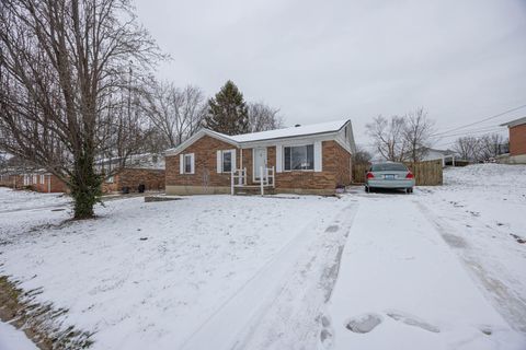 Photo of 26 Raintree Drive, Cynthiana, KY 41031 (MLS # 25508028)