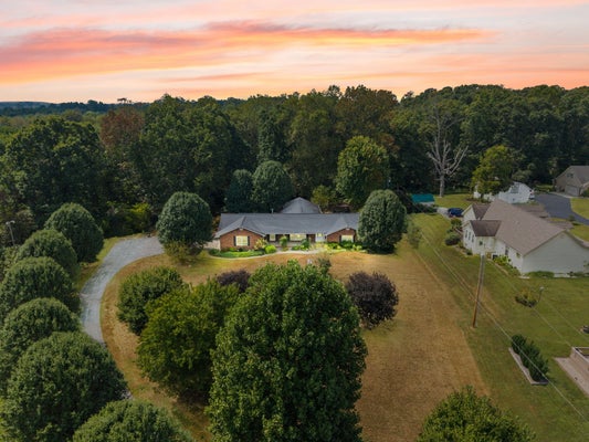 907 COURT RD, LONDON, KY 40744 - Image 4a4dbc26e16d4f45e7edb7ff04284f9e/3215757130