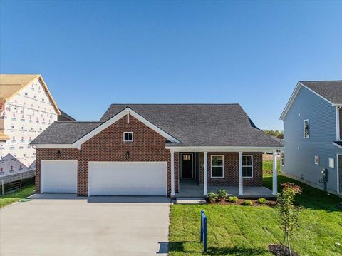 Photo of 105 Clearwater Drive, Nicholasville, KY 40356 (MLS # 25018669)