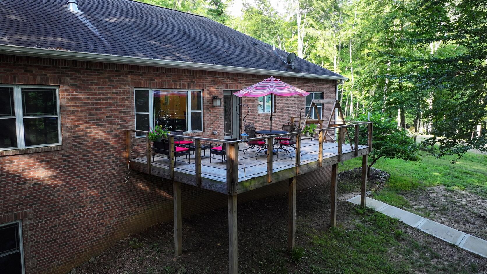 172 Periwinkle Hill Road