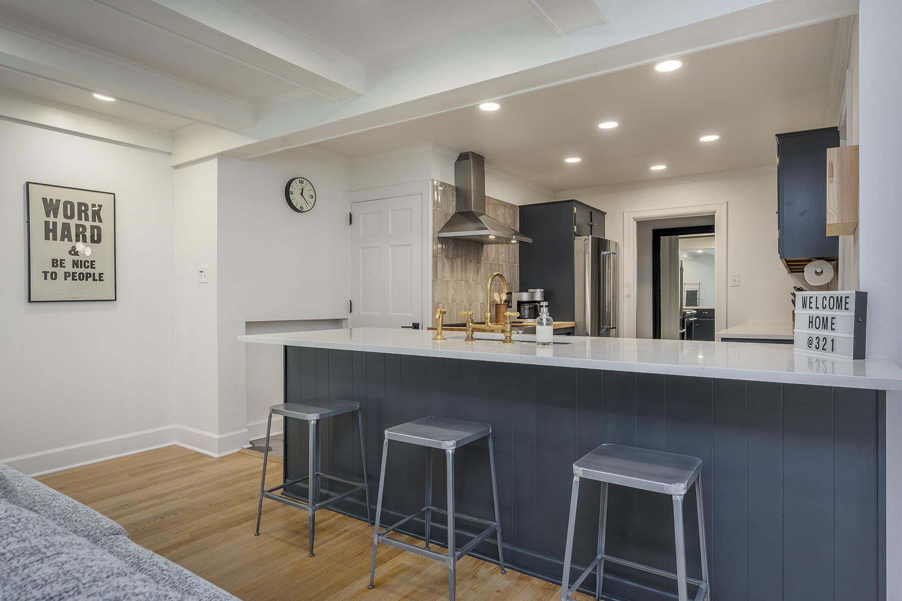 Berea, Kentucky 40403, United States, 4 Bedrooms Bedrooms, ,2 BathroomsBathrooms,Residential,Contingent,158162