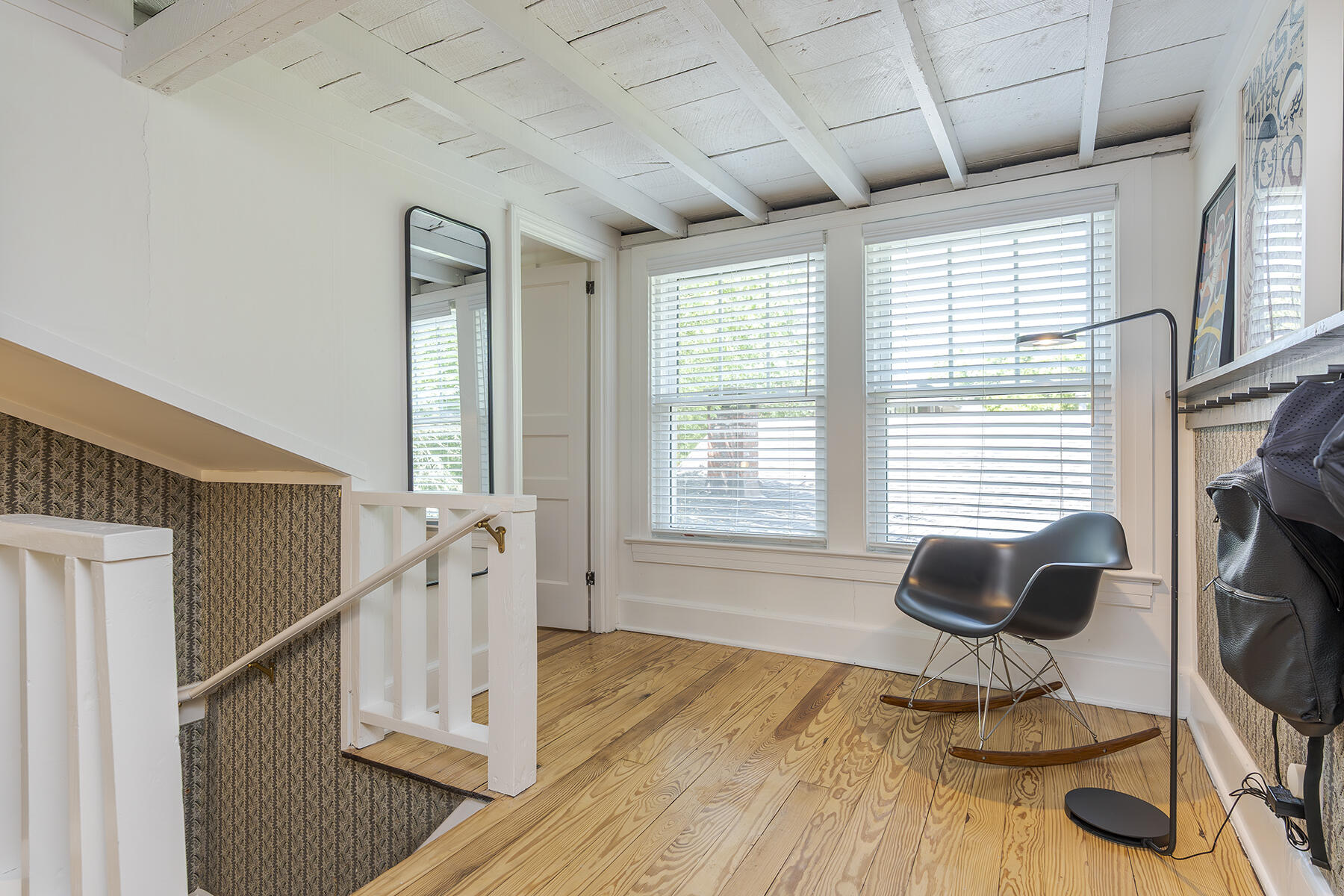 Berea, Kentucky 40403, United States, 4 Bedrooms Bedrooms, ,2 BathroomsBathrooms,Residential,Contingent,158162