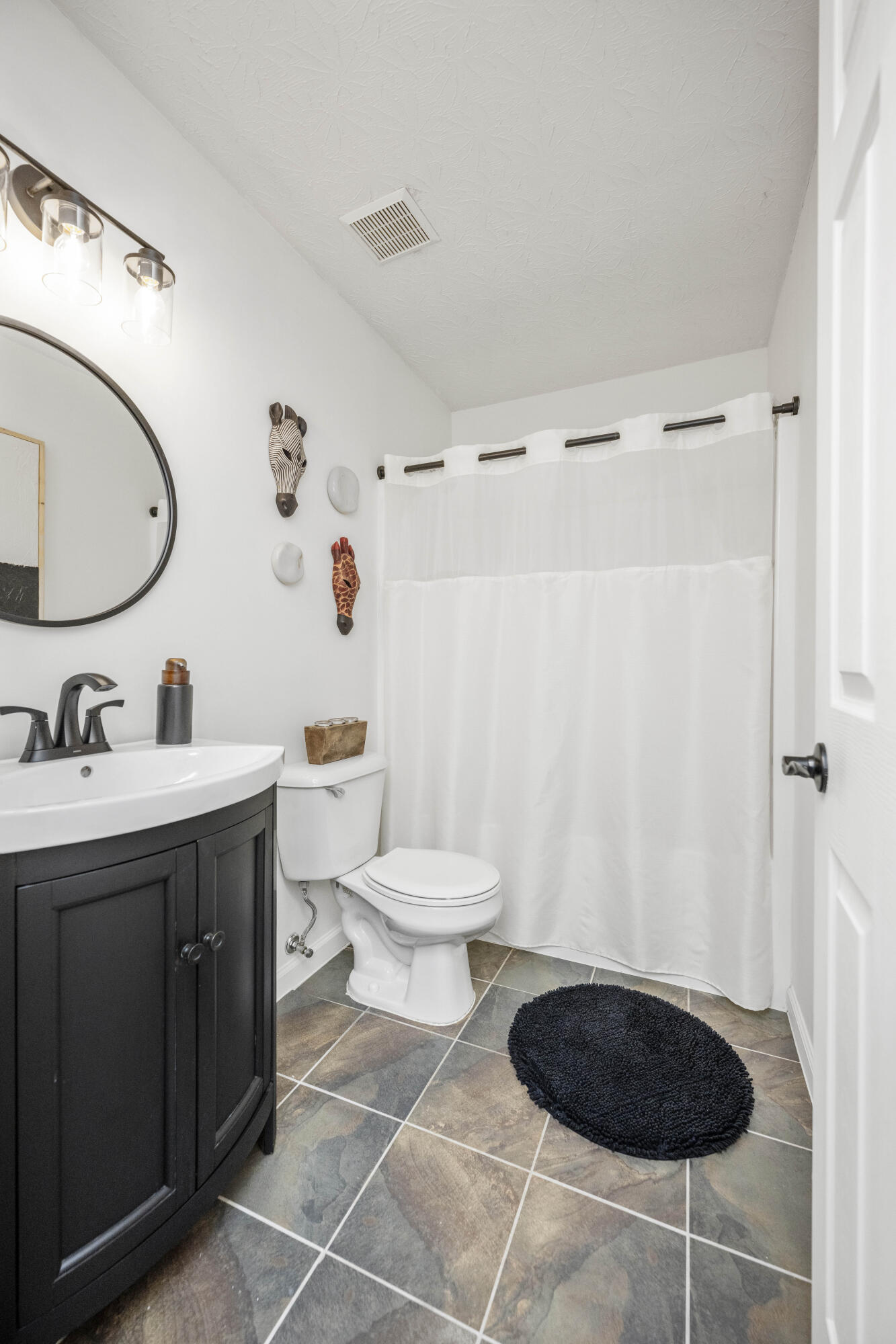 Richmond, Kentucky 40475, United States, 3 Bedrooms Bedrooms, ,2 BathroomsBathrooms,Residential,Active,169722