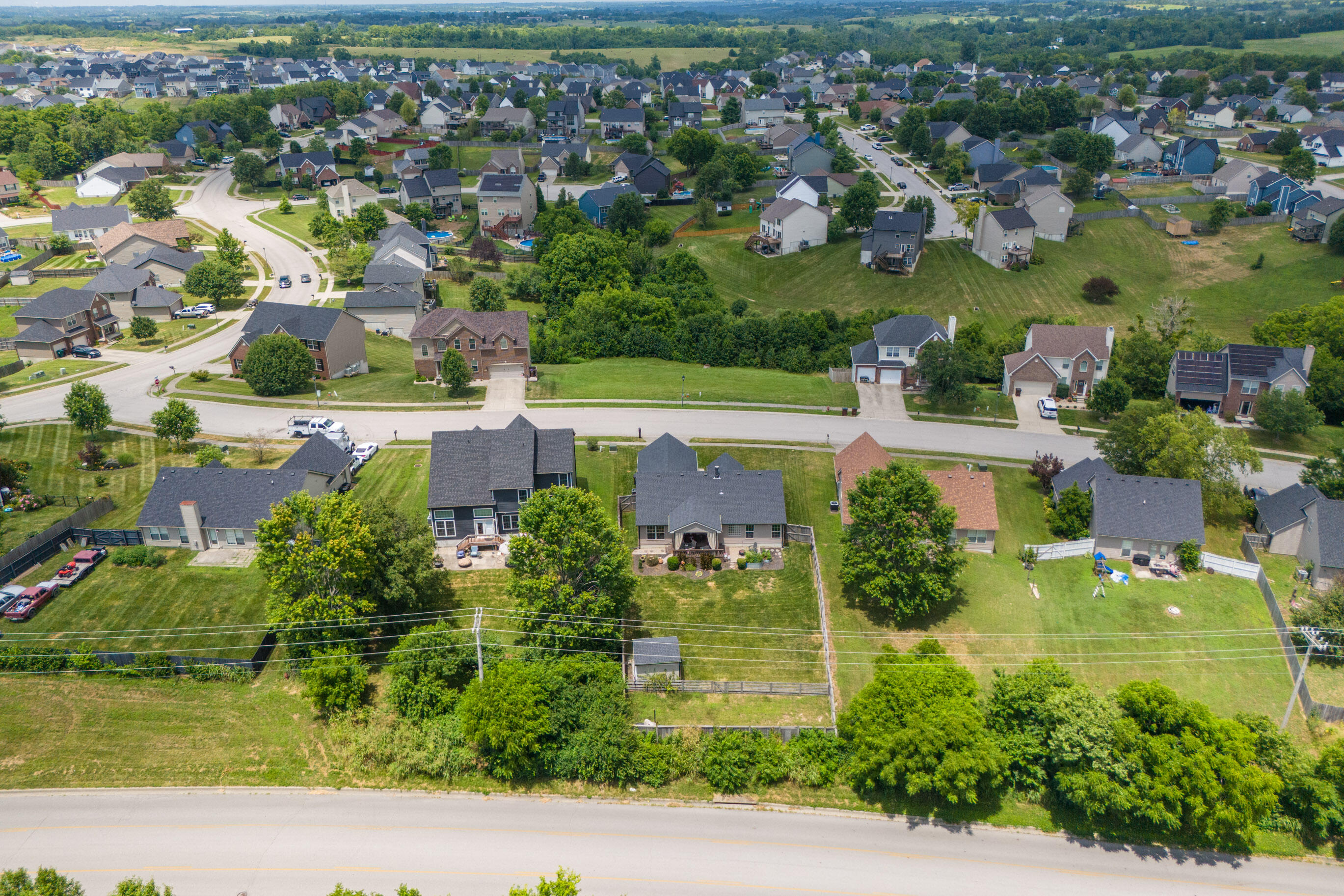 Richmond, Kentucky 40475, United States, 3 Bedrooms Bedrooms, ,2 BathroomsBathrooms,Residential,Active,169722