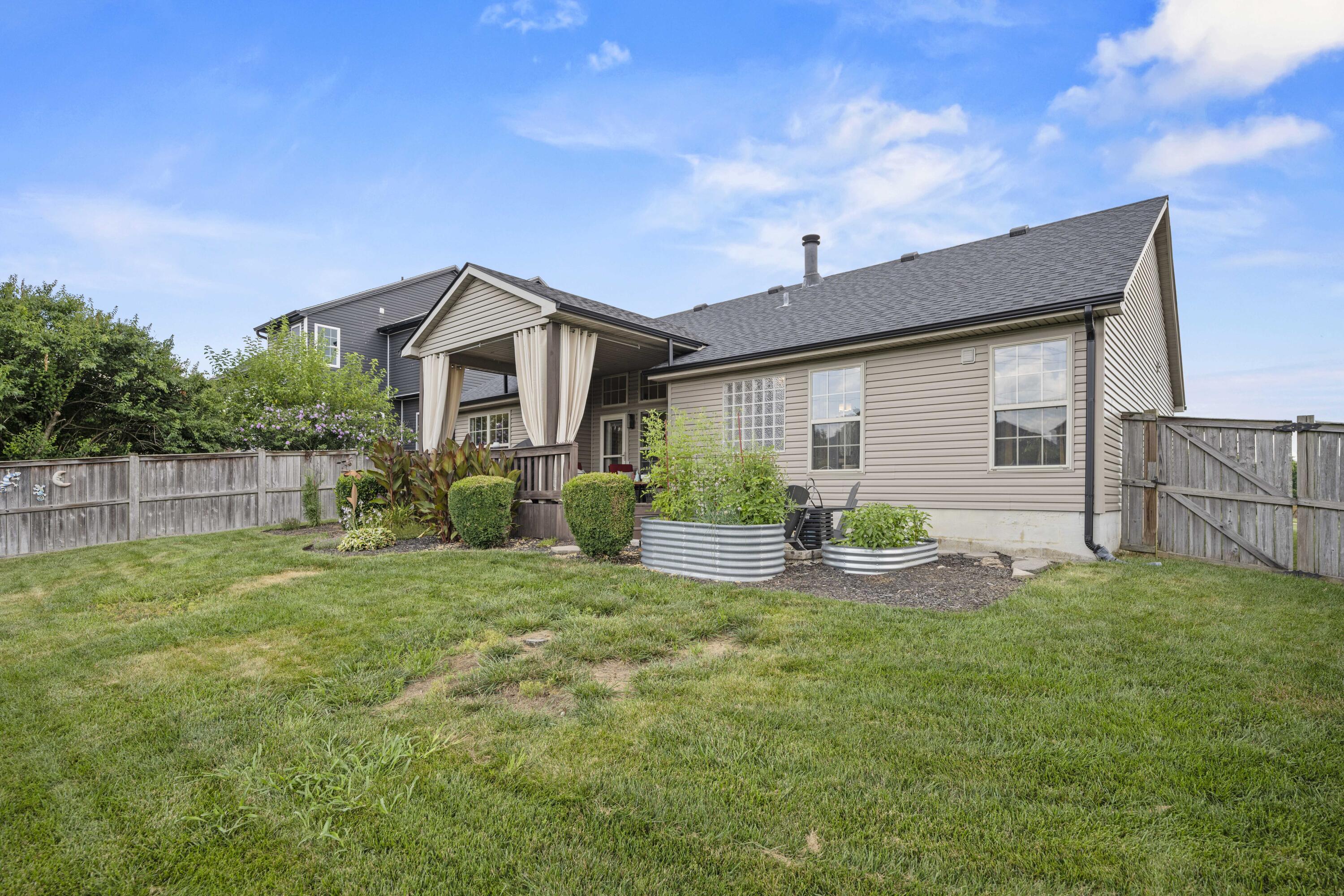 Richmond, Kentucky 40475, United States, 3 Bedrooms Bedrooms, ,2 BathroomsBathrooms,Residential,Active,169722