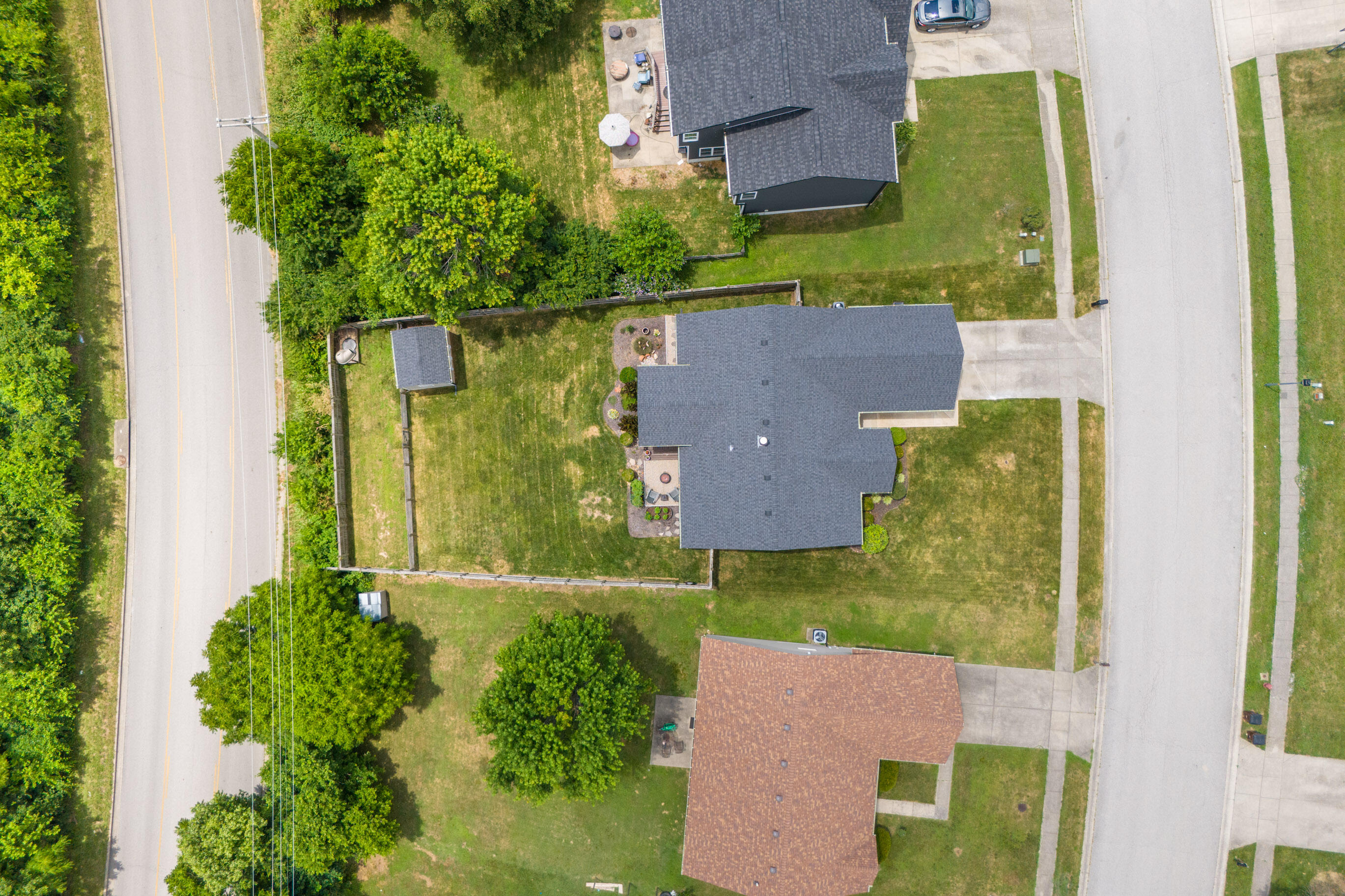 Richmond, Kentucky 40475, United States, 3 Bedrooms Bedrooms, ,2 BathroomsBathrooms,Residential,Active,169722