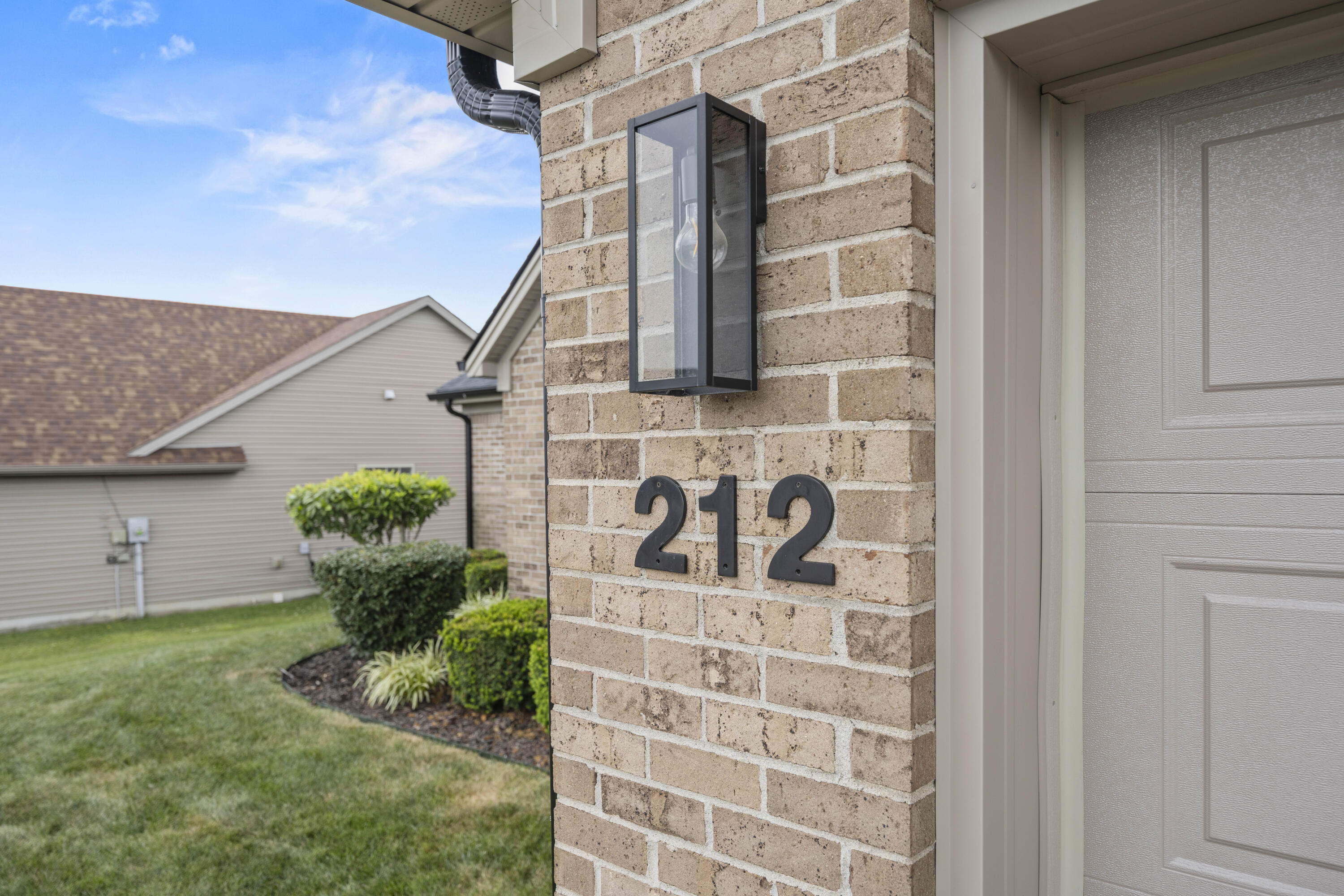 Richmond, Kentucky 40475, United States, 3 Bedrooms Bedrooms, ,2 BathroomsBathrooms,Residential,Active,169722