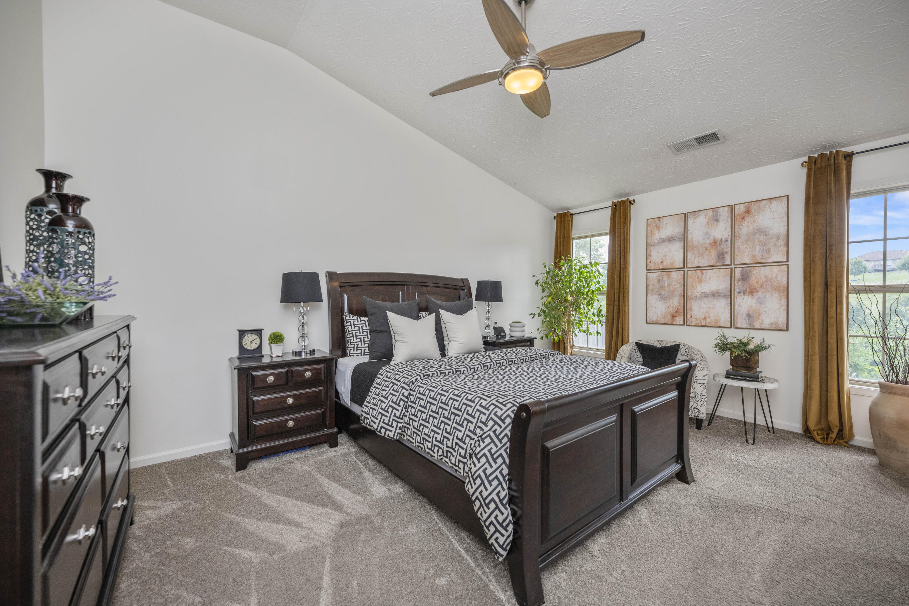 Richmond, Kentucky 40475, United States, 3 Bedrooms Bedrooms, ,2 BathroomsBathrooms,Residential,Active,169722