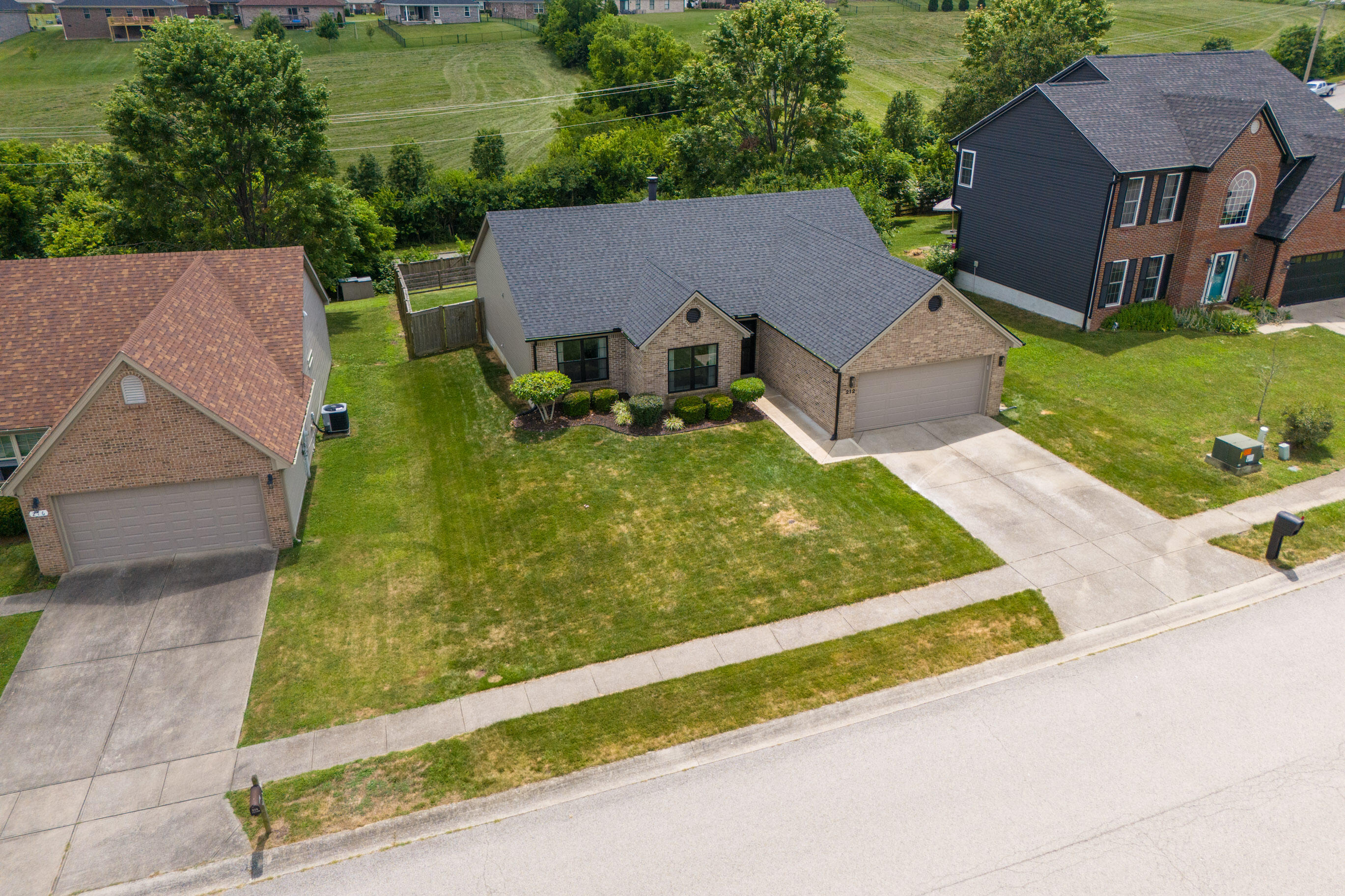 Richmond, Kentucky 40475, United States, 3 Bedrooms Bedrooms, ,2 BathroomsBathrooms,Residential,Active,169722