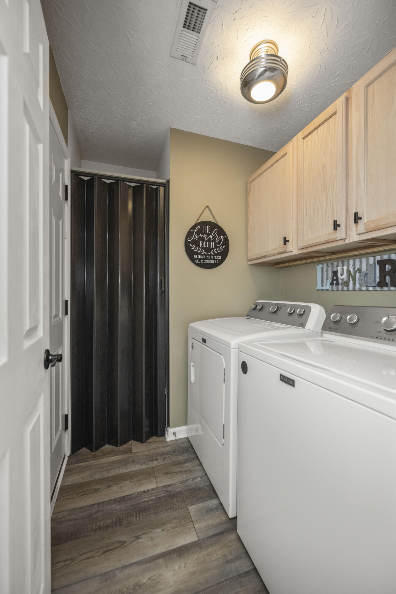 Richmond, Kentucky 40475, United States, 3 Bedrooms Bedrooms, ,2 BathroomsBathrooms,Residential,Active,169722