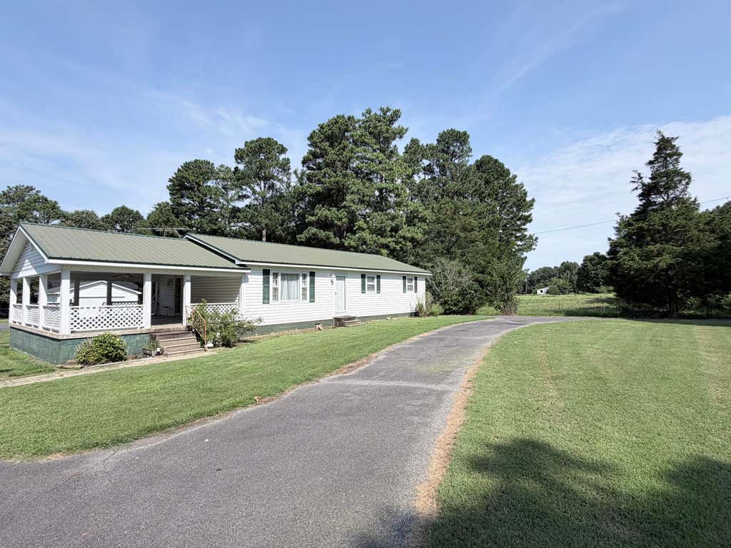 Photo of 393 Griggs School Road, Benton, KY 42025 (MLS # 26020646)