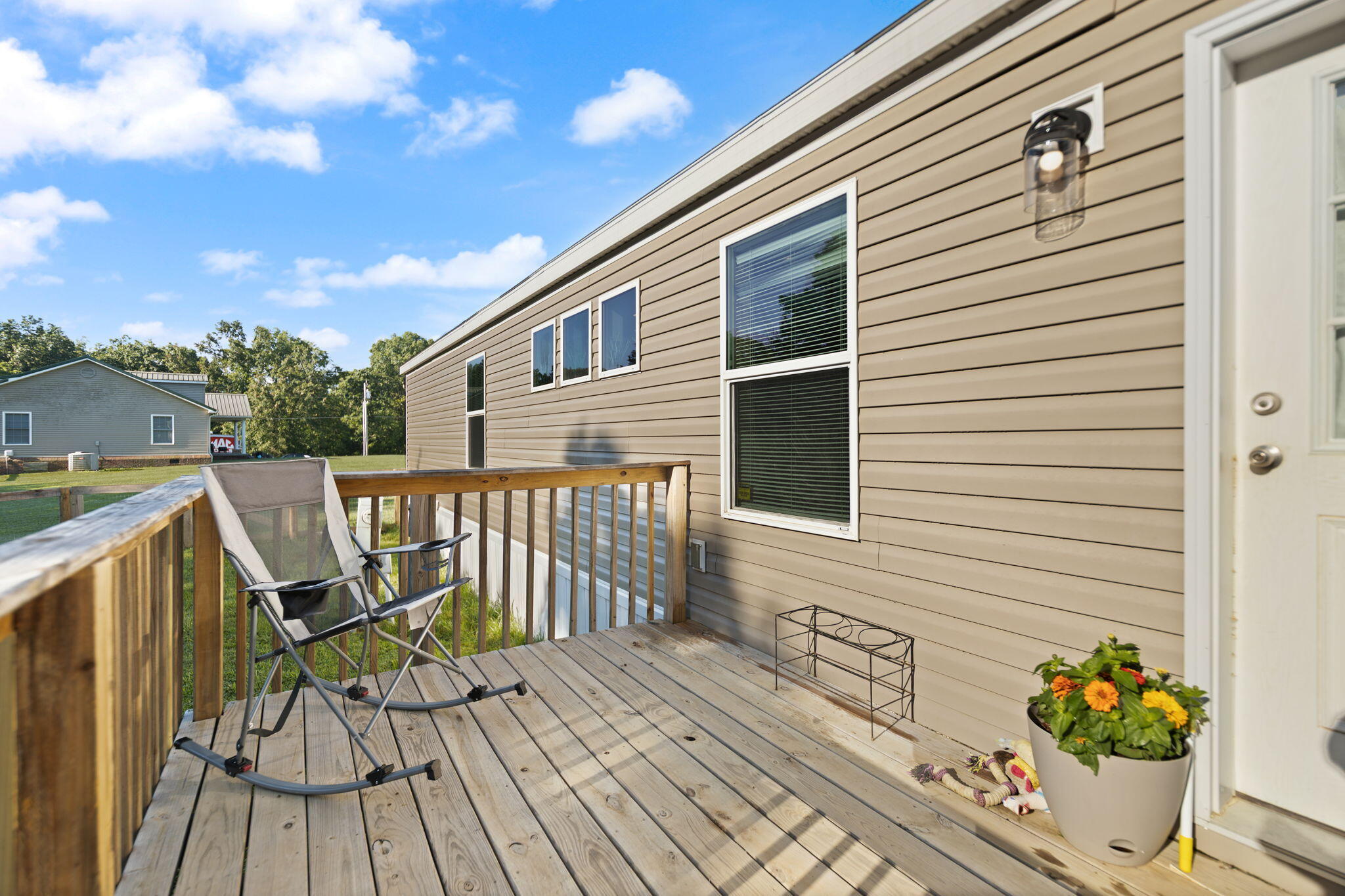 Winchester, Kentucky 40391, United States, 3 Bedrooms Bedrooms, ,2 BathroomsBathrooms,Residential,Contingent,157381