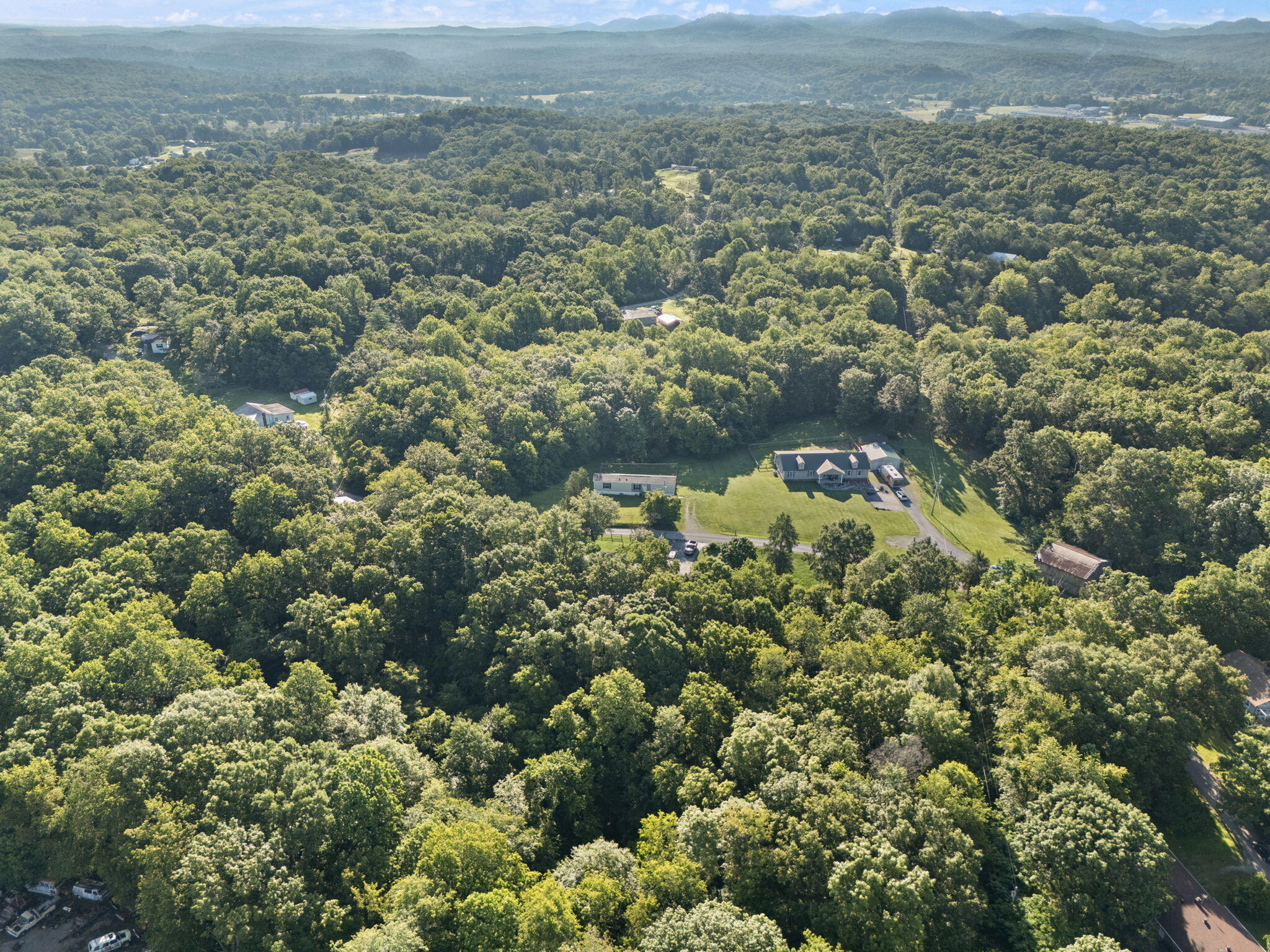 Winchester, Kentucky 40391, United States, 3 Bedrooms Bedrooms, ,2 BathroomsBathrooms,Residential,Contingent,157381