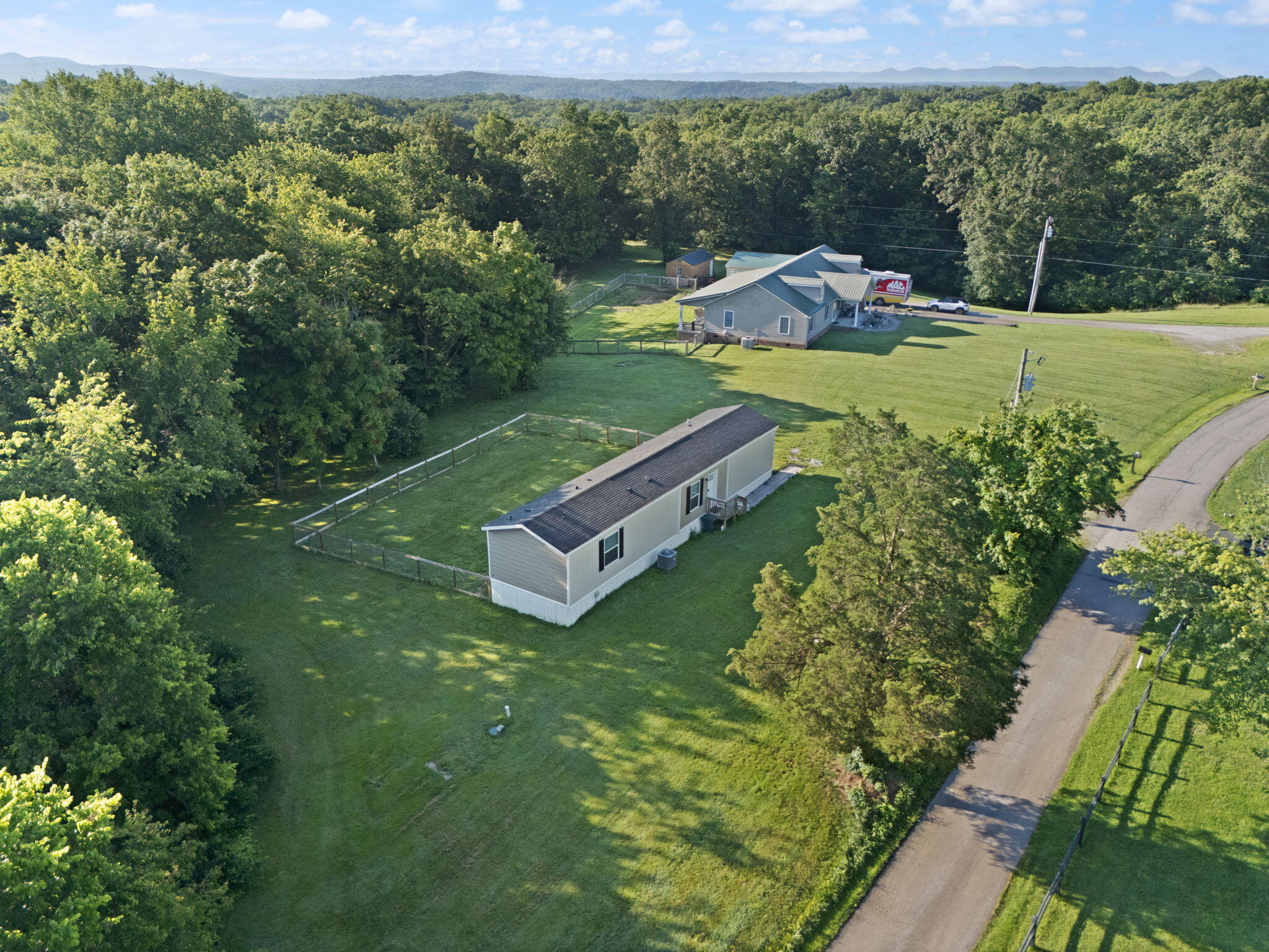 Winchester, Kentucky 40391, United States, 3 Bedrooms Bedrooms, ,2 BathroomsBathrooms,Residential,Contingent,157381