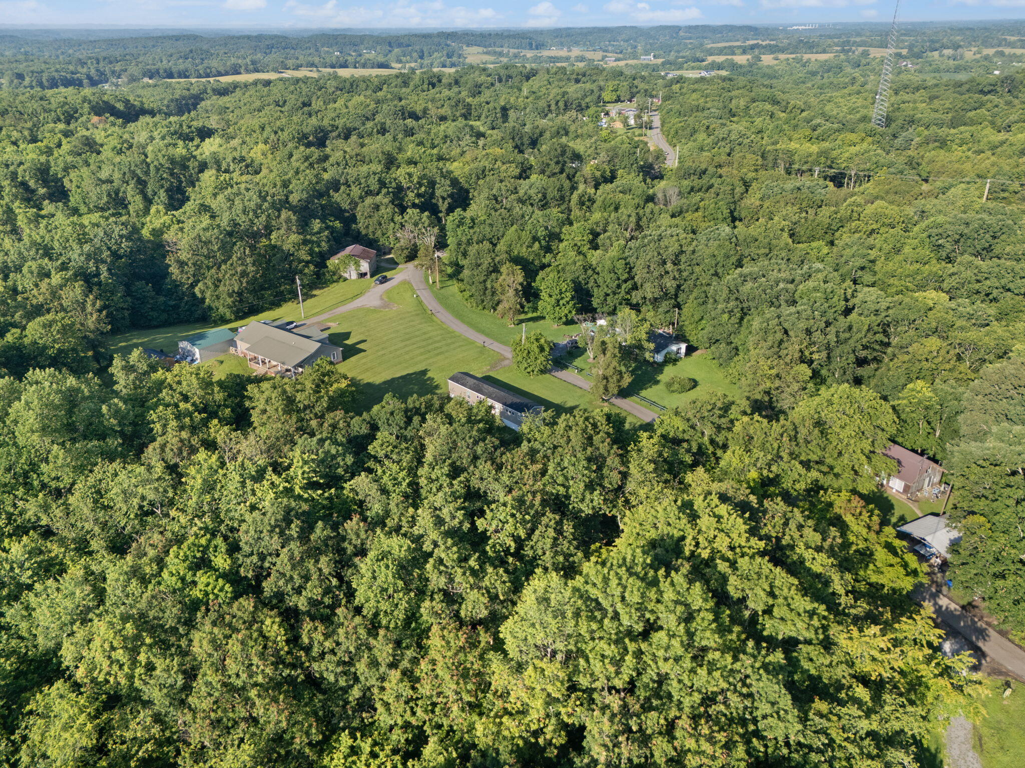 Winchester, Kentucky 40391, United States, 3 Bedrooms Bedrooms, ,2 BathroomsBathrooms,Residential,Contingent,157381