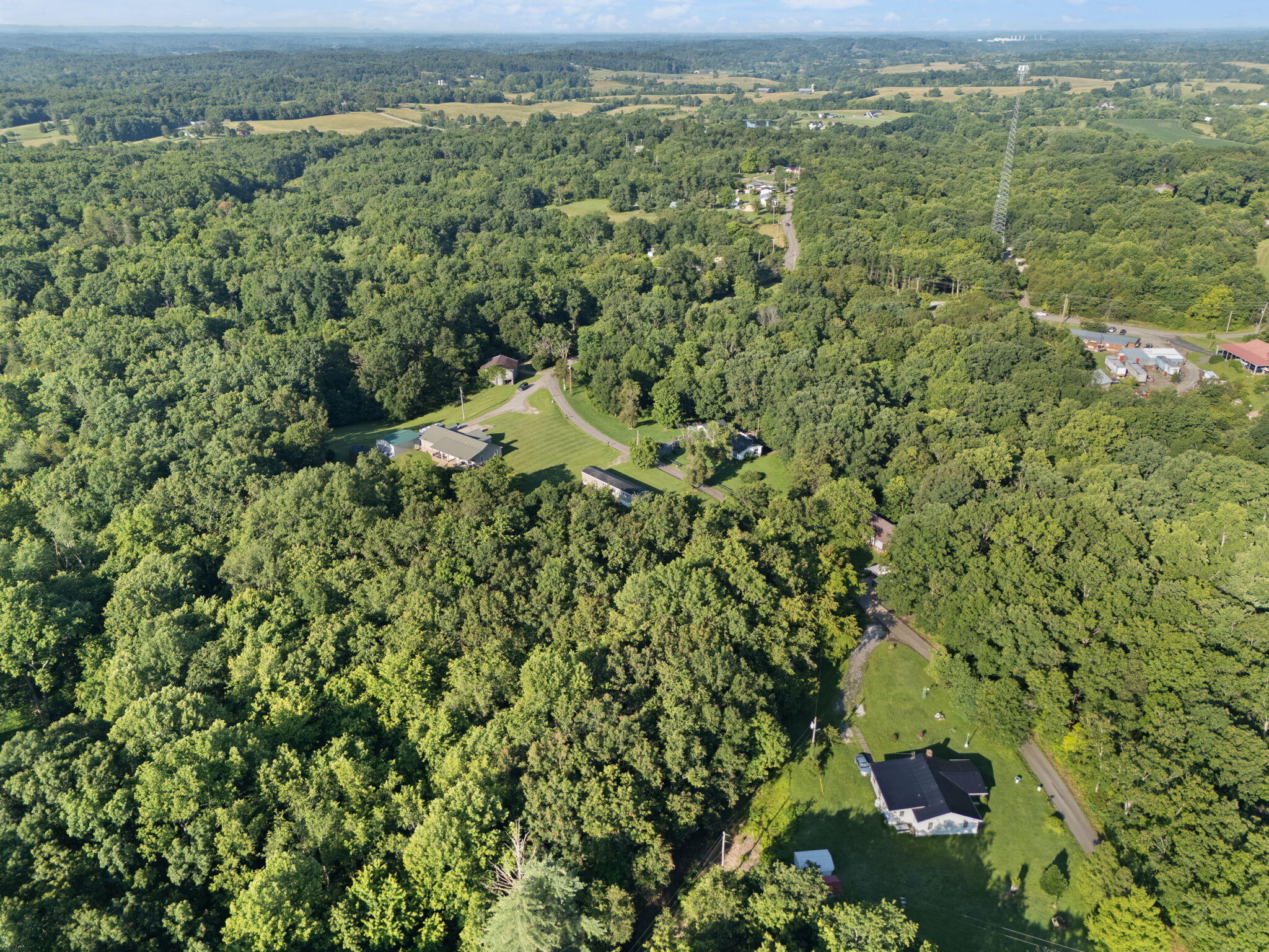 Winchester, Kentucky 40391, United States, 3 Bedrooms Bedrooms, ,2 BathroomsBathrooms,Residential,Contingent,157381