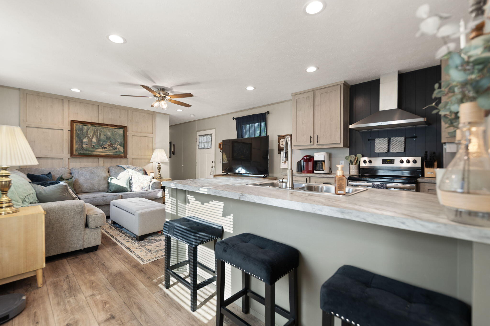 Winchester, Kentucky 40391, United States, 3 Bedrooms Bedrooms, ,2 BathroomsBathrooms,Residential,Contingent,157381