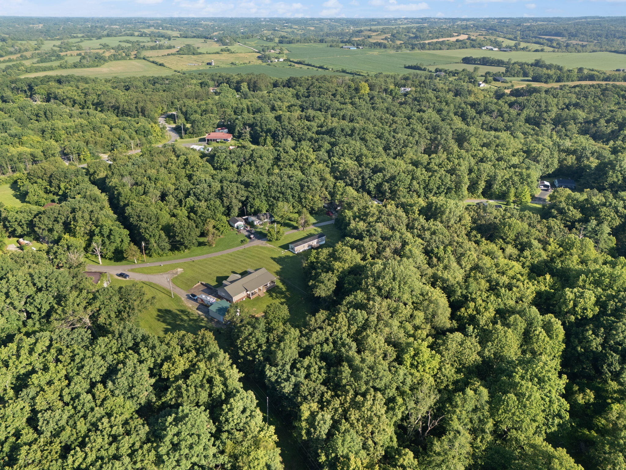 Winchester, Kentucky 40391, United States, 3 Bedrooms Bedrooms, ,2 BathroomsBathrooms,Residential,Contingent,157381