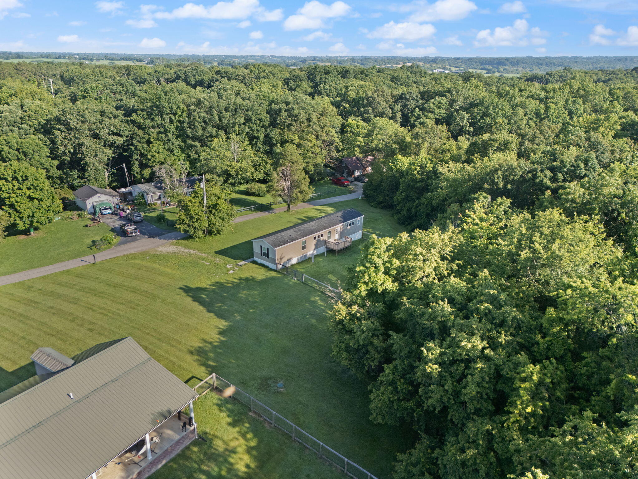 Winchester, Kentucky 40391, United States, 3 Bedrooms Bedrooms, ,2 BathroomsBathrooms,Residential,Contingent,157381