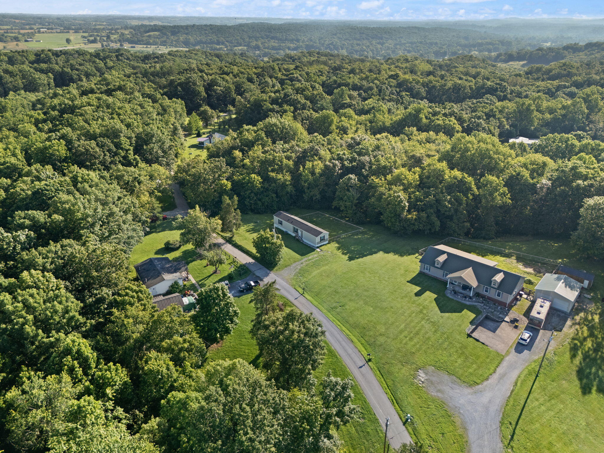 Winchester, Kentucky 40391, United States, 3 Bedrooms Bedrooms, ,2 BathroomsBathrooms,Residential,Contingent,157381