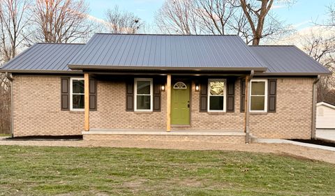 Photo of 3810 Castlewood Court, Somerset, KY 42503 (MLS # 25507615)