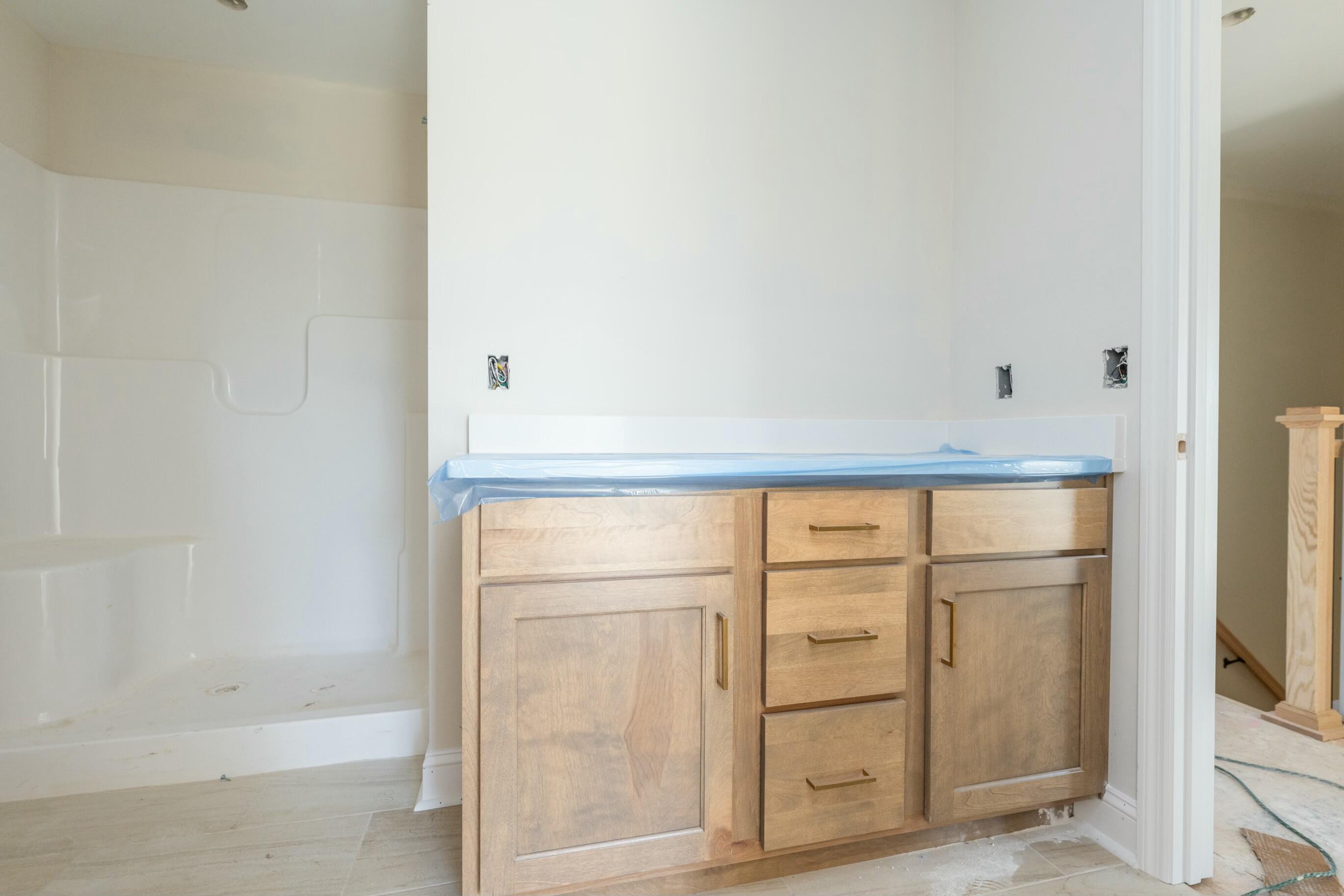 Richmond, Kentucky 40475, United States, 4 Bedrooms Bedrooms, ,4 BathroomsBathrooms,Residential,Active,1226