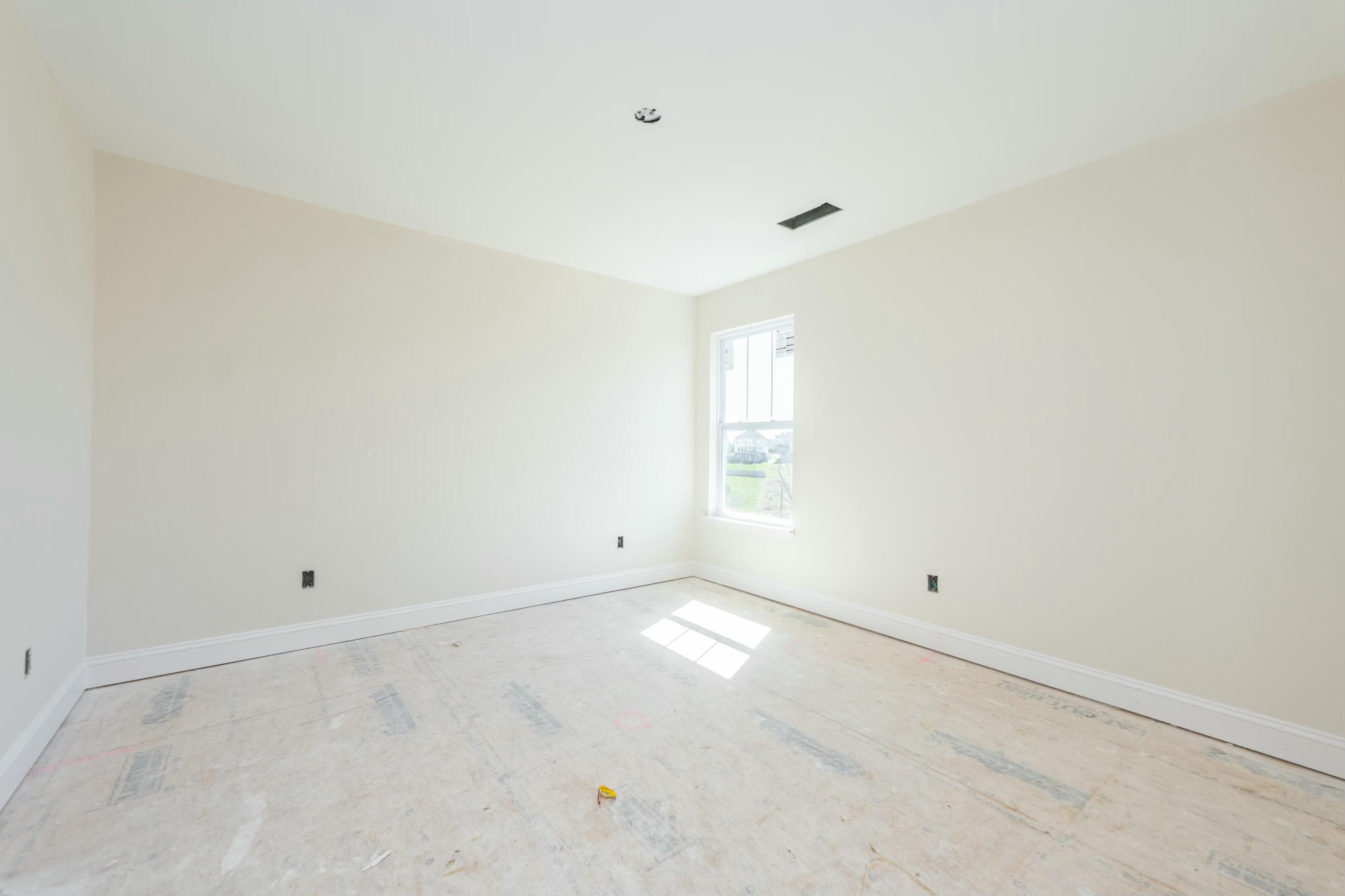 Richmond, Kentucky 40475, United States, 4 Bedrooms Bedrooms, ,4 BathroomsBathrooms,Residential,Active,1226