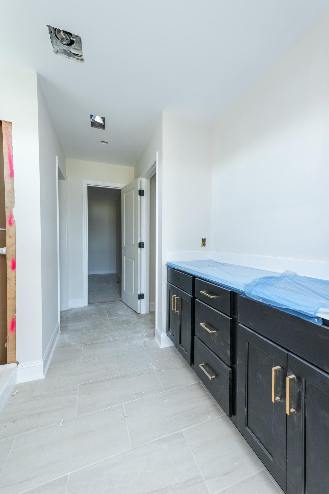 Richmond, Kentucky 40475, United States, 4 Bedrooms Bedrooms, ,4 BathroomsBathrooms,Residential,Active,1226