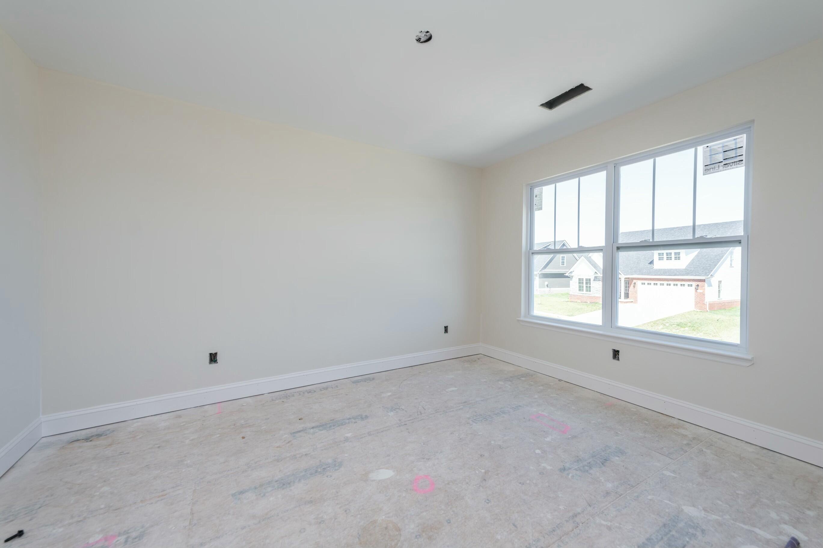 Richmond, Kentucky 40475, United States, 4 Bedrooms Bedrooms, ,4 BathroomsBathrooms,Residential,Active,1226