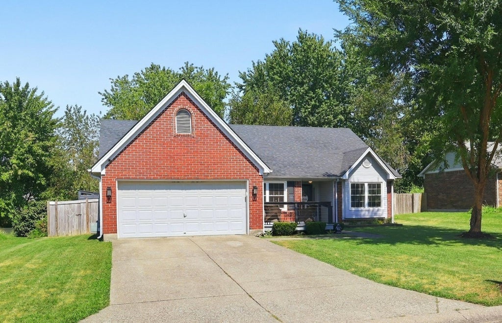 Photo of 136 Hawthorne Drive, Georgetown, KY 40324 (MLS # 26025808)