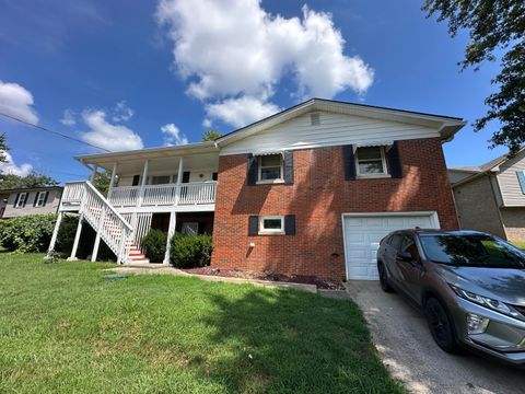 Photo of 209 Pleasure Drive, Richmond, KY 40475 (MLS # 25018913)
