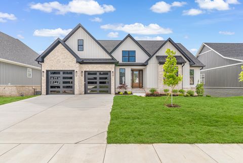 Property photo of 726 Azalea Lane, Versailles, KY 40383