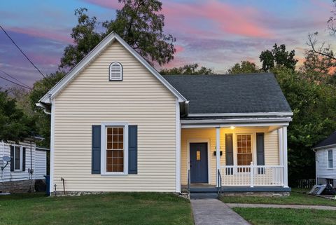 Photo of 216 N 2nd Street, Danville, KY 40422 (MLS # 25503325)