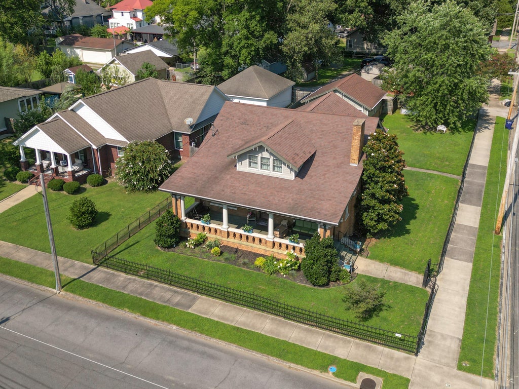 Photo of 400 N 16th Street, Paducah, KY 42001 (MLS # 26025525)