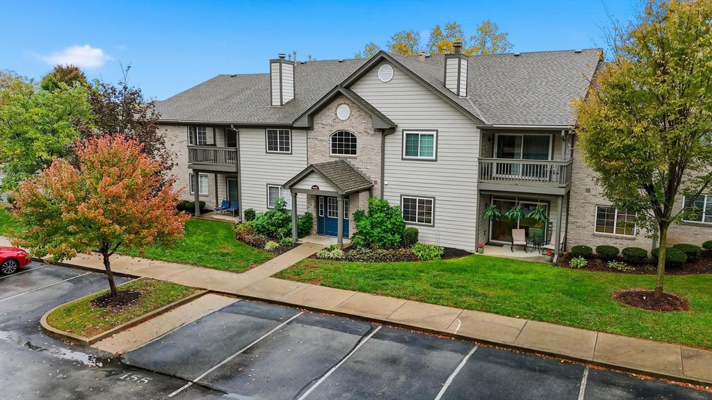 Photo of 10404 Southern Meadows Drive 103 #103, Louisville, KY 40241 (MLS # 25505064)