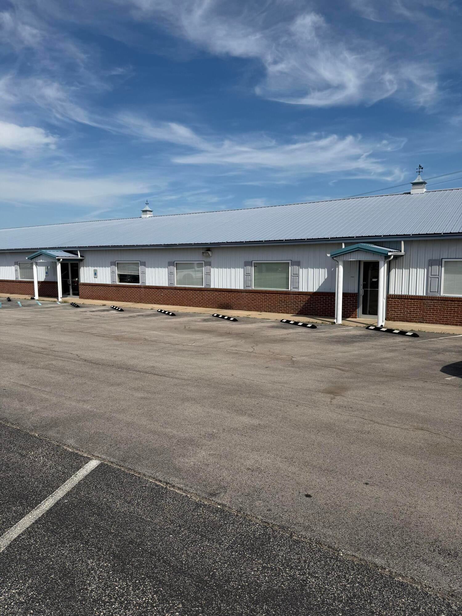 Photo 1 of 8 — 509 Willin Way, Mt Sterling, KY 40353
