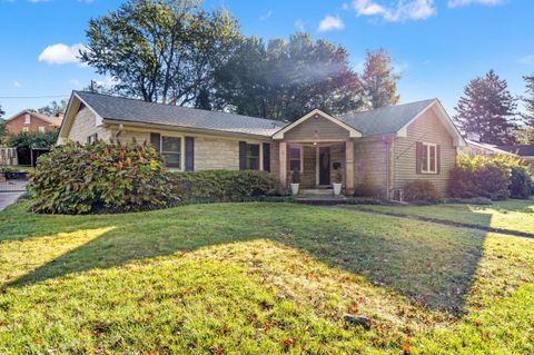 Photo of 765 Zandale Drive, Lexington, KY 40502 (MLS # 25503849)