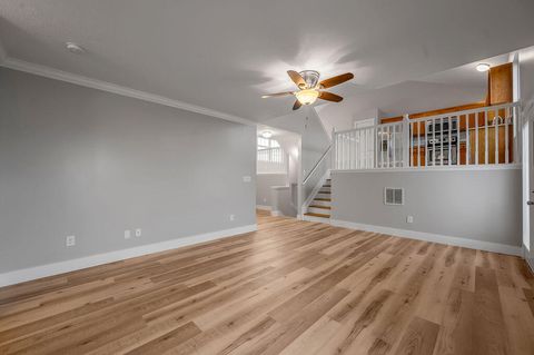 Photo of 6078 Edgemont Way, Shelbyville, KY 40065 (MLS # 25506239)