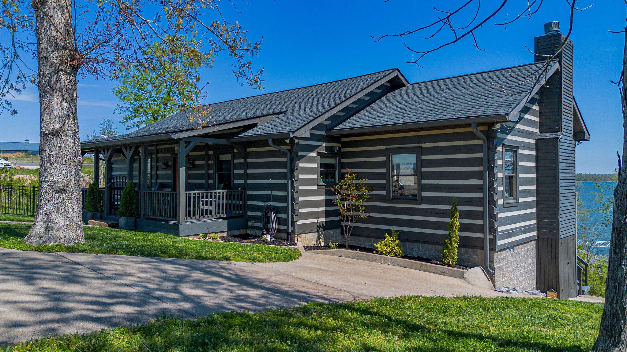 458 Sherwood Drive
