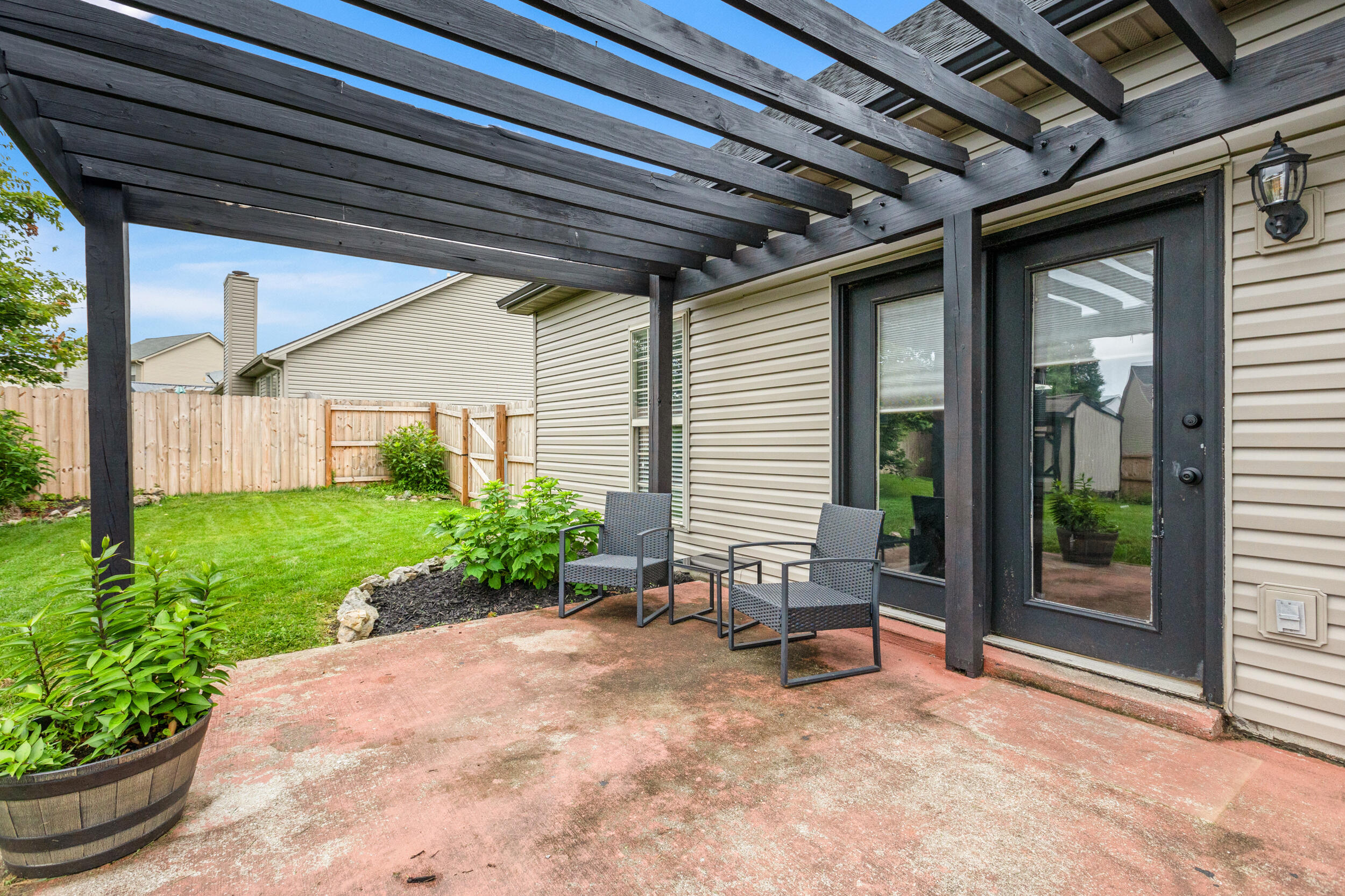 Richmond, Kentucky 40475, United States, 3 Bedrooms Bedrooms, ,2 BathroomsBathrooms,Residential,Active,160428