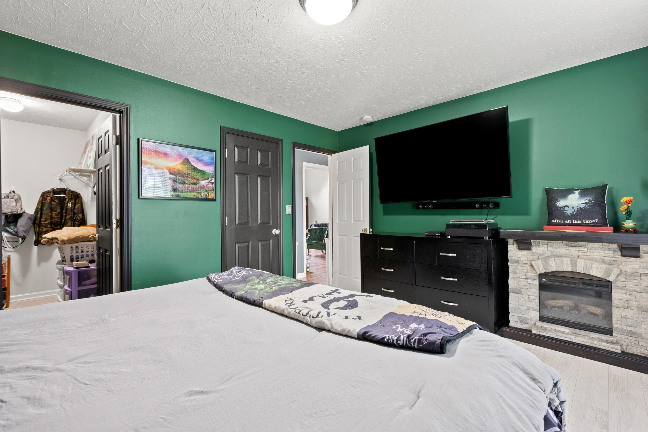 Richmond, Kentucky 40475, United States, 3 Bedrooms Bedrooms, ,2 BathroomsBathrooms,Residential,Active,160428