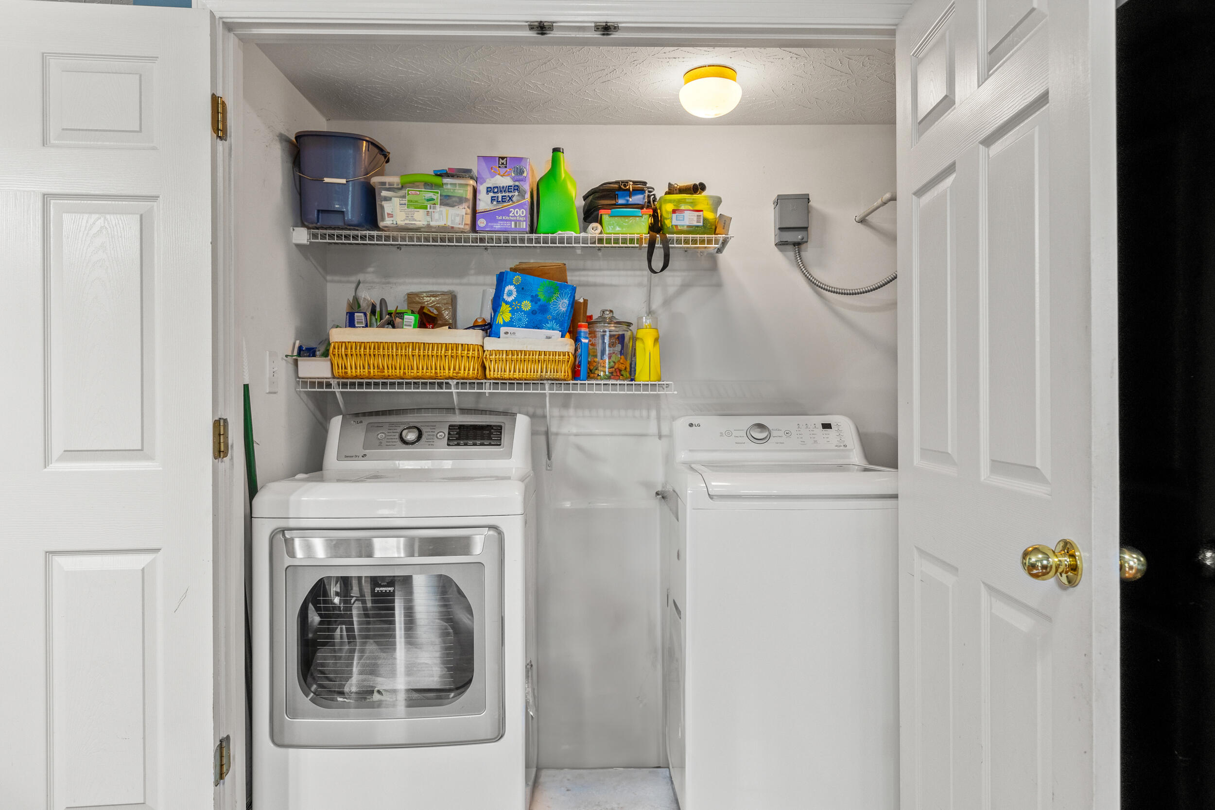 Richmond, Kentucky 40475, United States, 3 Bedrooms Bedrooms, ,2 BathroomsBathrooms,Residential,Active,160428